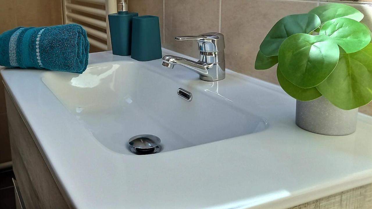 Blue Home-By So'Serenityhome-Climatisation-Parking Prive Cluses Εξωτερικό φωτογραφία